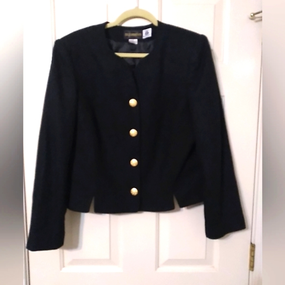 Requirements Womens SZ 12 100% Wool Black Jacket Gold Buttons Shoulder Pads